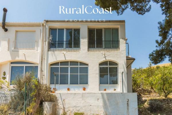 Chalet adosado en calle Picasso