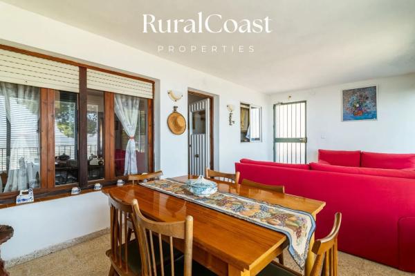 Chalet adosado en calle Picasso