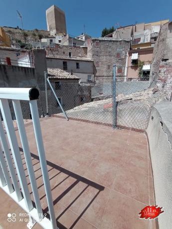 Casa de pueblo en calle Santa Anna