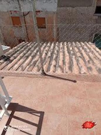 Casa de pueblo en calle Santa Anna