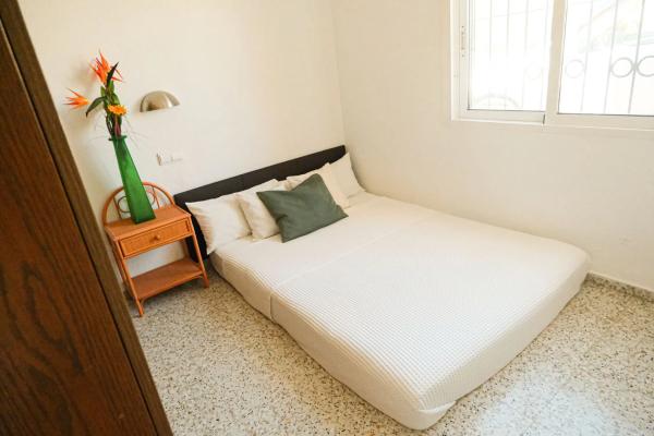 Chalet adosado en calle Islas GALApagos, 10