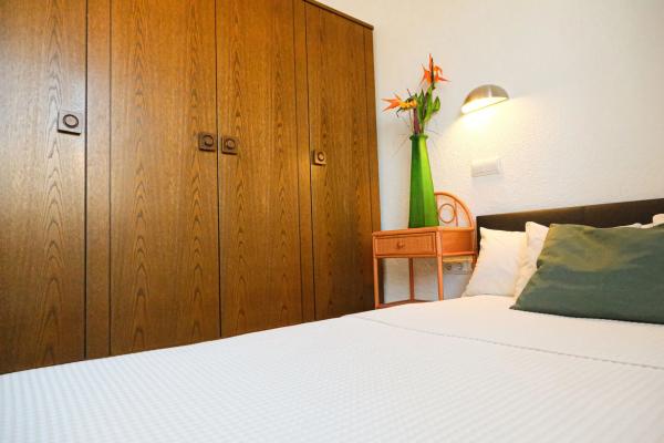 Chalet adosado en calle Islas GALApagos, 10