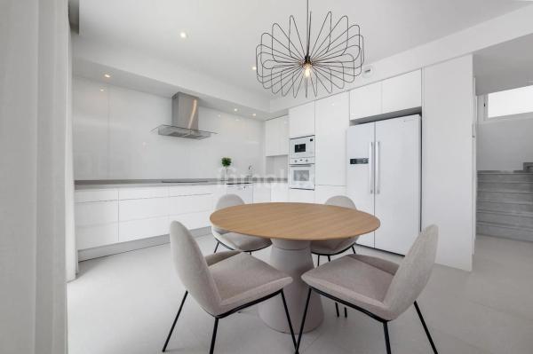 Casa independiente en calle de la Camamil la