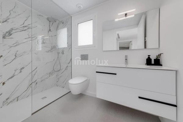 Casa independiente en calle de la Camamil la