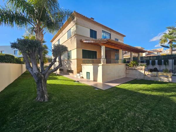 Casa independiente en calle Antoni j Cavanilles s/n