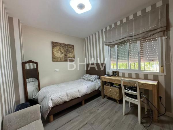 Chalet adosado en calle Bonalba