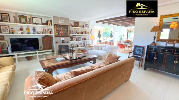 Casa independiente en Cl Centaure