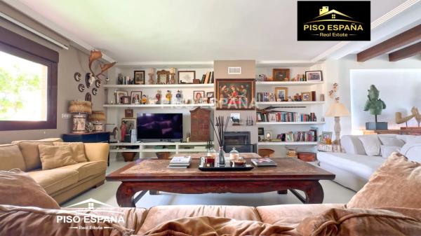 Casa independiente en Cl Centaure