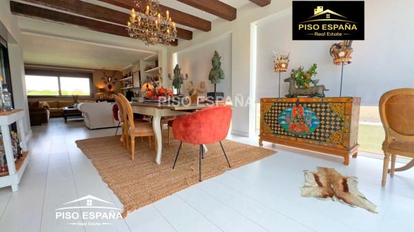 Casa independiente en Cl Centaure