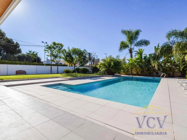 Casa independiente en calle Músic Josep Serrano