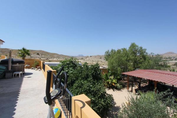 Casa independiente en calle Cala Pinos