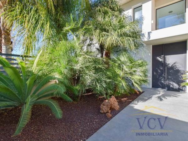 Casa independiente en calle Músic Josep Serrano