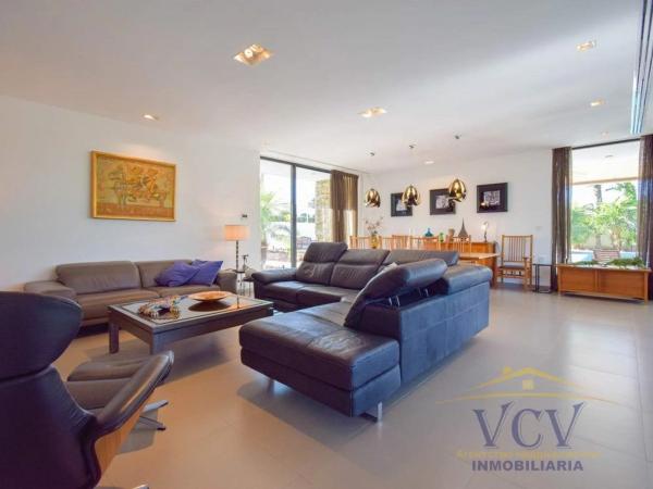 Casa independiente en calle Músic Josep Serrano