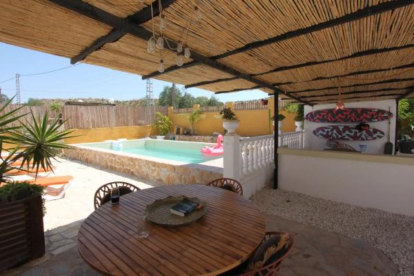 Casa independiente en calle Cala Pinos