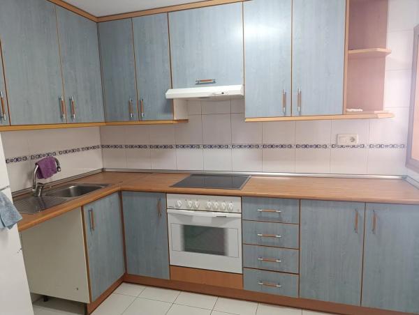 Piso en calle de La nit, 1