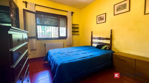 Casa independiente en calle Enric Arnaud