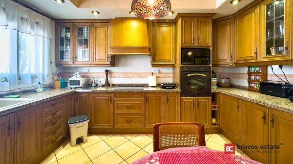 Casa independiente en calle Enric Arnaud