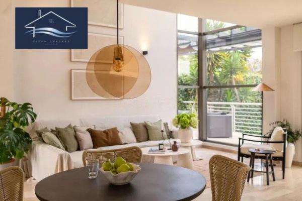 Casa independiente en calle de Centaure