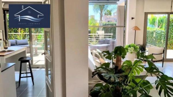 Casa independiente en calle de Centaure