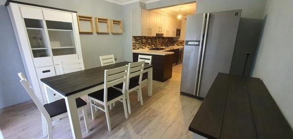 Piso en Salvador y Vicente Pérez lledo, 9