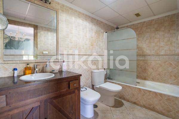 Casa independiente en paseo Mayor