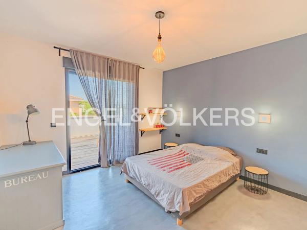 Casa independiente en calle la Font del Pouet