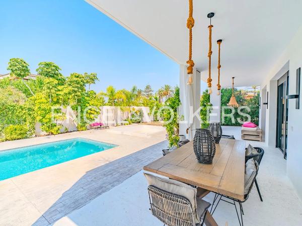 Casa independiente en calle la Font del Pouet