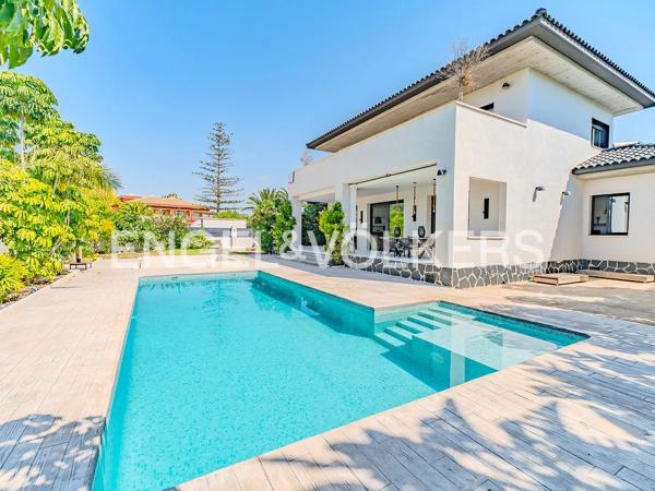 Casa independiente en calle la Font del Pouet