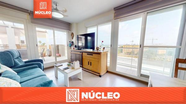 Ático en avenida Comunitat d'Aragó