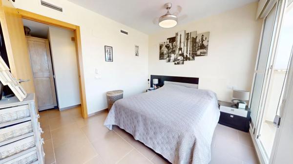 Ático en avenida Comunitat d'Aragó