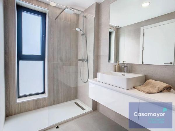 Ático en calle Pedagoga Amelia Asensi Beviá, 1