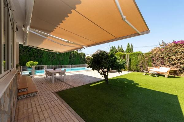 Casa independiente en calle Font del Salmitre