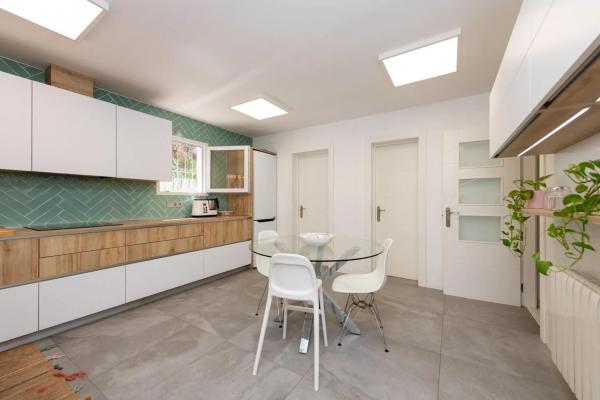 Casa independiente en calle Font del Salmitre