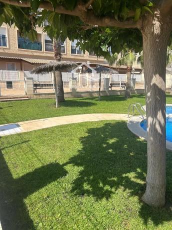 Piso en camino el Campet