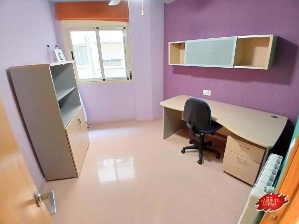 Piso en calle Ramón de Campoamor