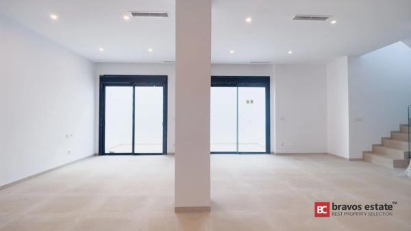 Casa independiente en calle José Pujalte