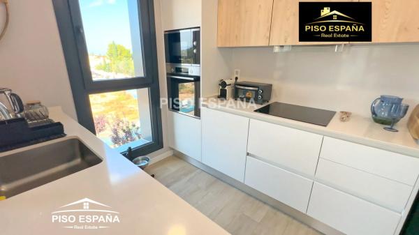 Piso en calle Pedagoga Amelia Asensi Beviá