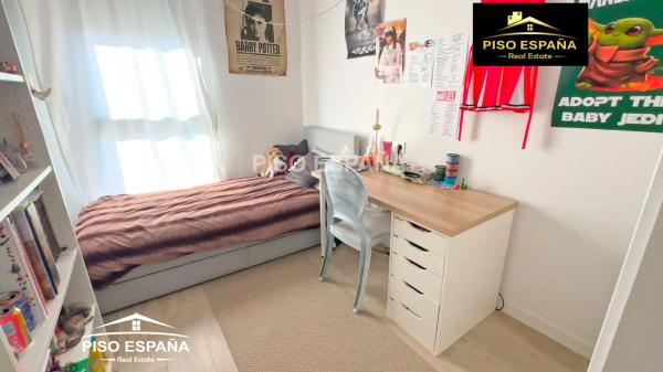 Piso en calle Pedagoga Amelia Asensi Beviá