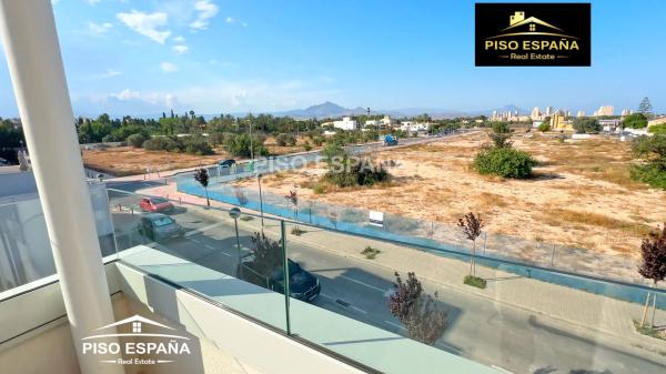 Piso en calle Pedagoga Amelia Asensi Beviá