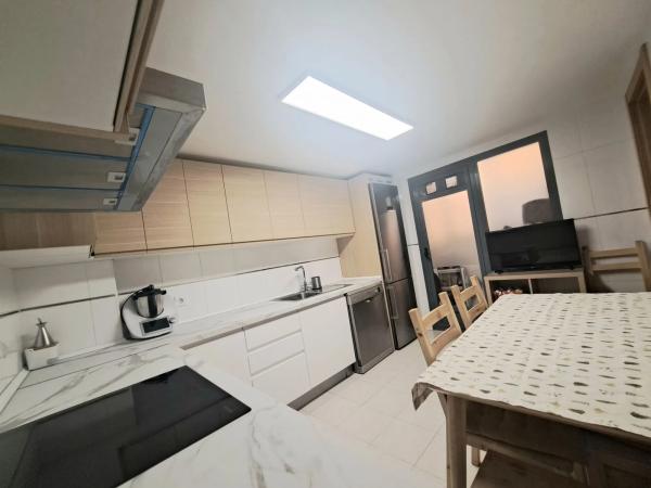 Piso en avenida Vicente Savall, 11