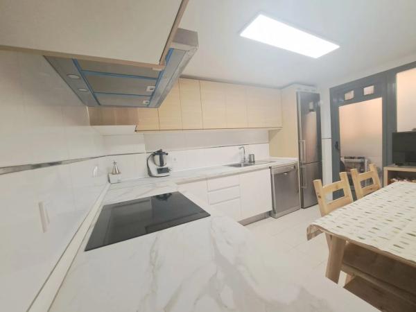 Piso en avenida Vicente Savall, 11