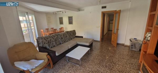 Chalet adosado en calle Pelayo, 10