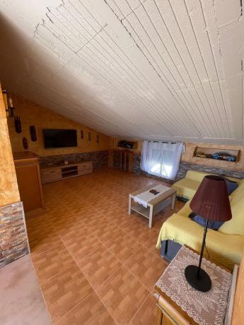 Chalet pareado en calle la Carrasqueta