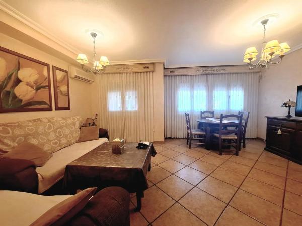 Chalet pareado en paseo los Rosales