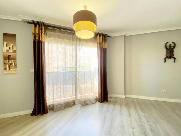 Piso en calle Pi y Margall