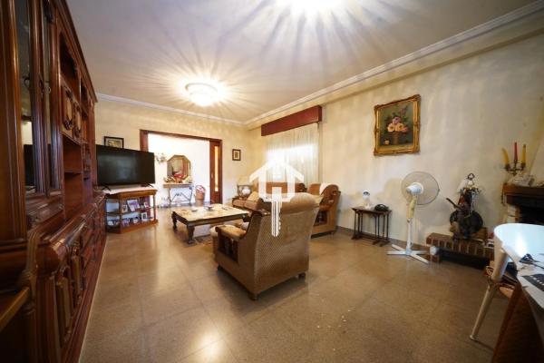 Casa independiente en calle Partida del Raspeig Polígono a