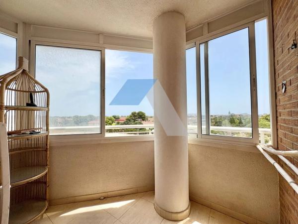 Piso en calle Riu Algar