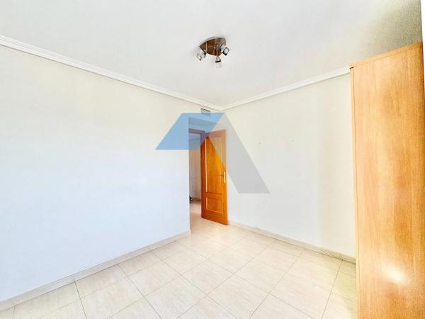 Piso en calle Riu Algar