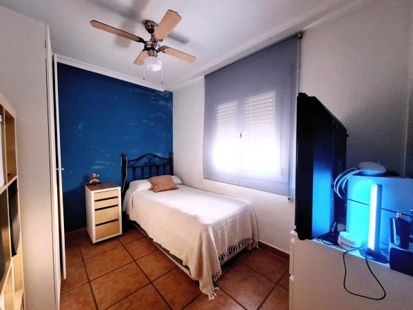 Chalet pareado en paseo los Rosales