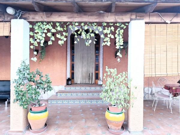 Chalet pareado en paseo los Rosales